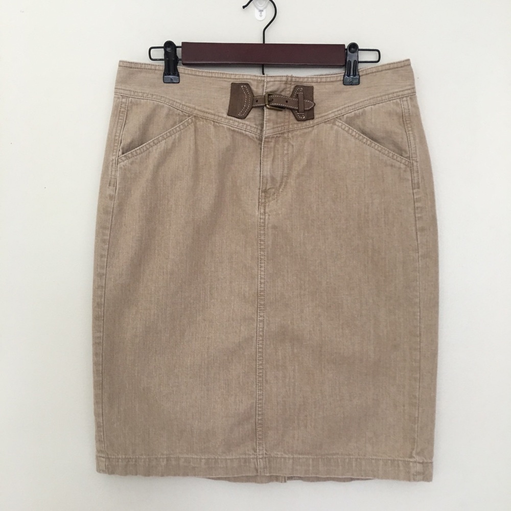 Lauren Ralph Lauren Lauren Jeans Co Ralph Lauren Women’s  Skirt Size 8 Tan Belt
